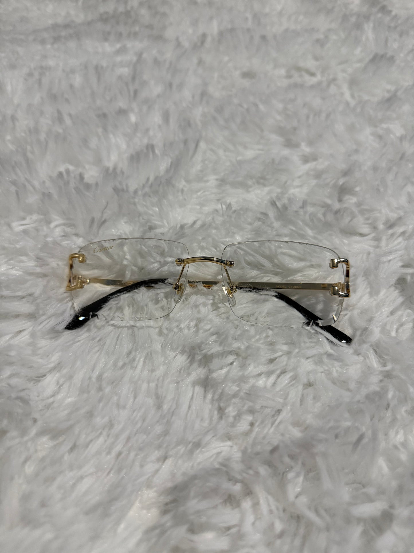 Classic Rimless Frame